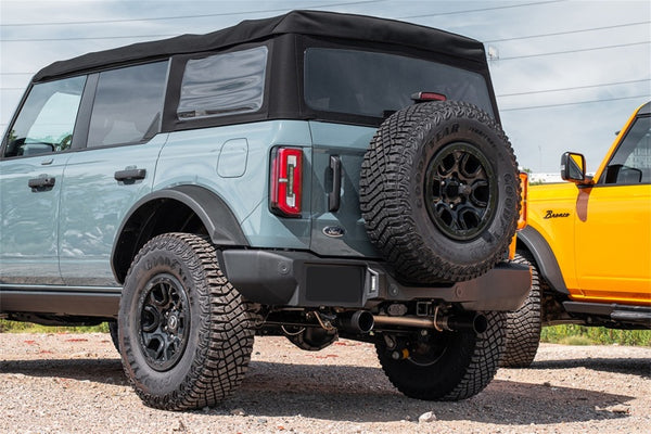 Corsa 2021 + Ford Bronco 2.3L 4-Door 2.75in Cat-Back Dual Rear Exhaust w/ 4in Straight-Cut Black Tips