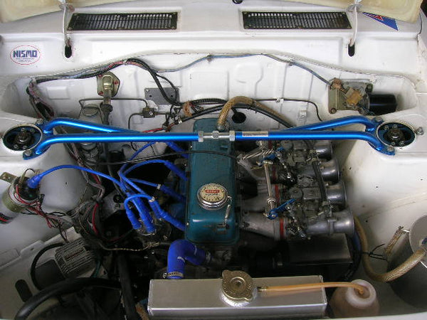 Cusco 71-73 Datsun 1200 Coupe (B110)/ Nissan Sunny Front Type-ST Strut Tower Brace