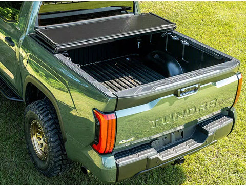 UnderCover 2007 - 2022 Toyota Tundra 5.5ft Triad Bed Tonneau Cover