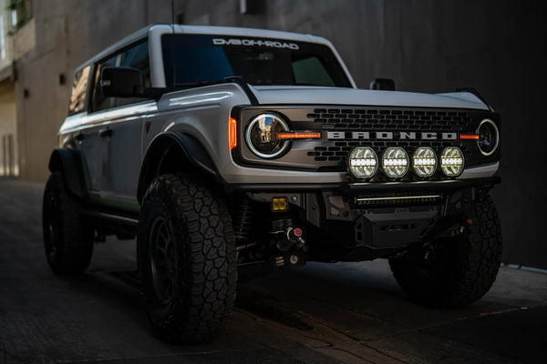DV8 Offroad Elite Series 20in Dual Row Light Bar w/ Accent Light