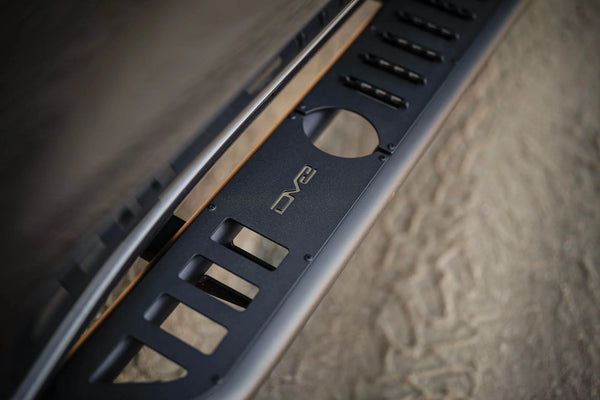 DV8 Offroad 2019 + GMC Sierra 1500 Crew Cab OE Plus Side Steps - Black Steel