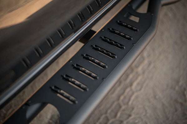 DV8 Offroad 2019 + GMC Sierra 1500 Crew Cab OE Plus Side Steps - Black Steel