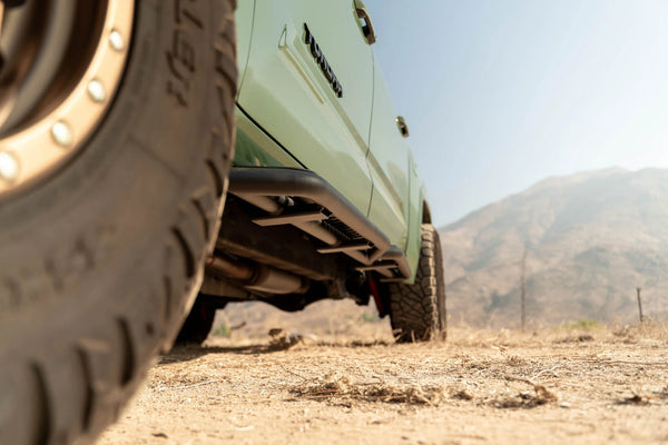 DV8 2022 + Toyota Tundra Crew Max - OE Plus Side Steps