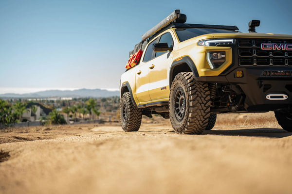 DV8 Offroad 2023-2025 Chevy Colorado & GMC Canyon OE Plus Side Steps