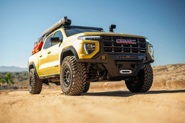 DV8 Offroad 2023-2025 Chevy Colorado & GMC Canyon OE Plus Side Steps