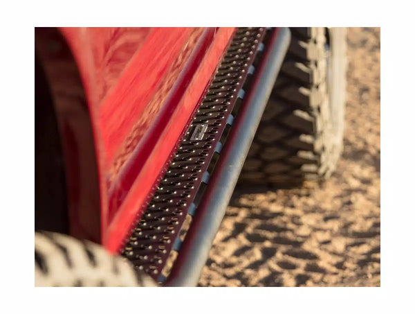 Go Rhino 2022 + Ford Maverick Dominator Xtreme D6 SideSteps Complete Kit w/SideStep + Brackets