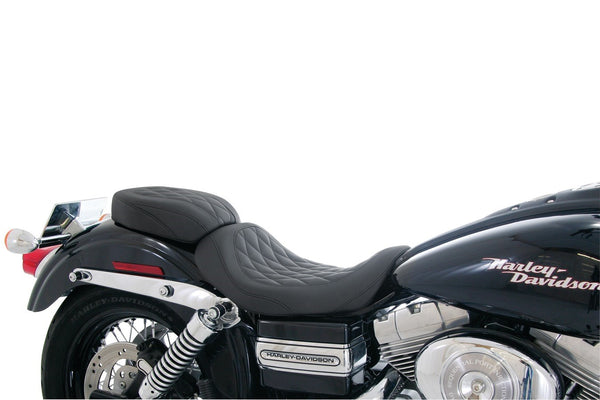 Mustang Wide Tripper™ Solo Seat for Harley-Davidson Dyna 2006-2017, Diamond, Black
