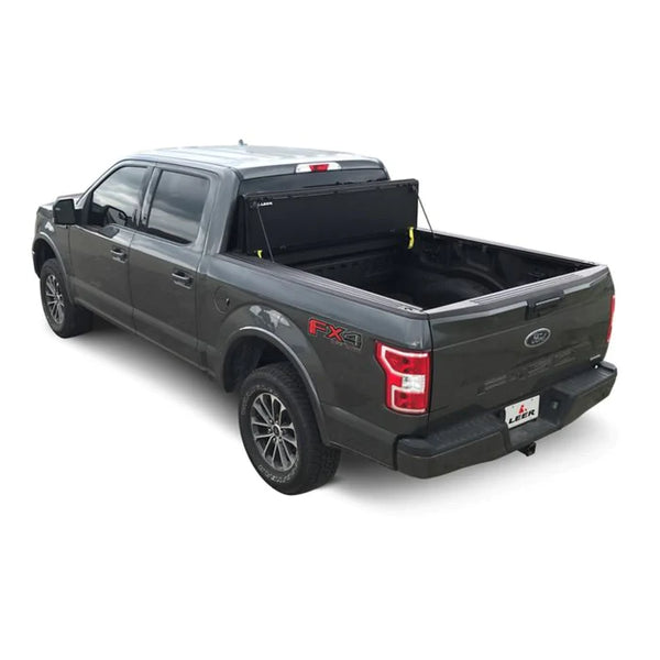 LEER 2015+ Ford F150 HF650M 5Ft6In Tonneau Cover - Folding