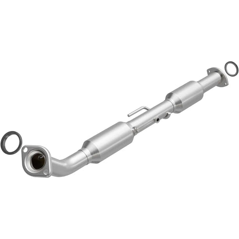 MagnaFlow 2005-2021 Toyota Tacoma HM Grade Federal / EPA Compliant Direct-Fit Catalytic Converter