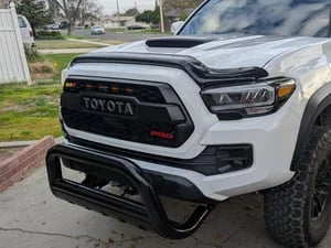 Husky Liners 2016 - 2023 Toyota Tacoma Hood Shield