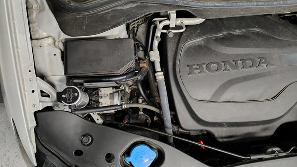 J&L 2016 - 2022 Honda Pilot PCV Side Oil Separator 3.0 - Black / Clear Anodized