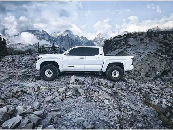 Tuff Country 2024+ Toyota Tacoma / 2024+ Toyota Land Cruiser 1.5in Front Leveling Kit