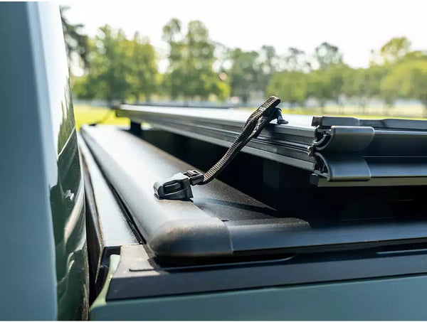 UnderCover 2007 - 2022 Toyota Tundra 5.5ft Triad Bed Tonneau Cover