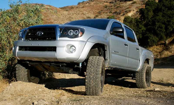MaxTrac 2005 - 2023 Toyota Tacoma 2WD 6 Lug 6.5in/4in MaxPro Spindle Lift Kit w/MaxTrac Shocks