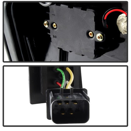 Spyder Chrysler 300C 2005 - 2007 V2 Light Bar LED Tail Lights - Black ALT-YD-C305V2-LED-BK