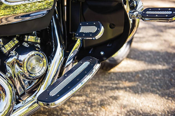 Kuryakyn Heavy Industry Floorboards Chrome - Harley Davidson