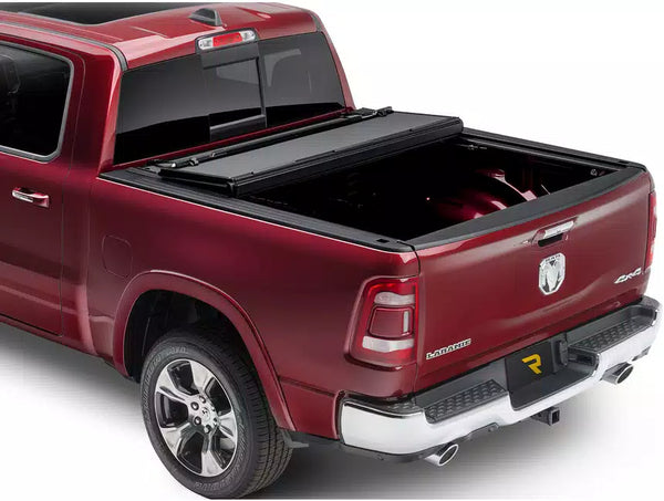 BAK 2014 - 2018 Chevy Silverado 1500 / 2015 - 2020 Silverado 2500/3500 6ft 6in Bed BAKFlip Tonneau Cover MX4 Matte Finish