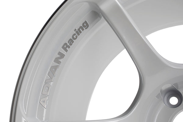 Advan RG-4 18x11.0 / +15 Offset / 5x114.3 / 73mm Bore / Racing White Metallic and Ring