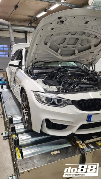 do88 2019 - 2020 BMW M2 Comp (F87)/ 2015 - 2020 BMW M3/M4 (F8X) Performance Intercooler