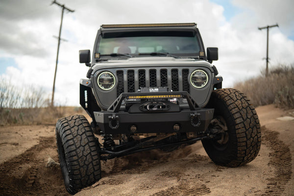 DV8 Offroad 2020 + Jeep Gladiator JT Armor Fender Flares