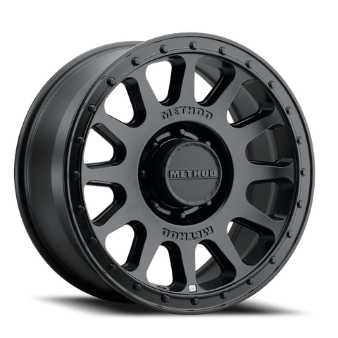 Method MR709 HD Bead Grip 18x 9in / ET12 / 8x6.5 8x165 BP / 121.3mm Bore - Black Wheel