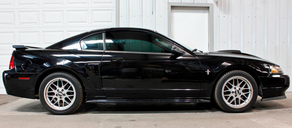 BMR 1979 - 2004 Ford Mustang (Ex. 99-04 Mustang Cobras w/ IRS) 1in Drop Rear Lowering Springs - Red