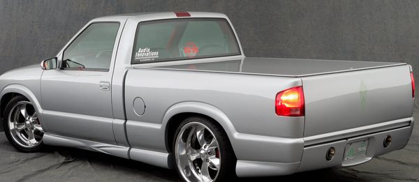 Street Scene 1994-2004 Chevy S10 / GMC Sonoma Fleetside Pickup Roll Pan  950-70207