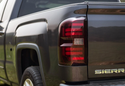 Morimoto GMC Sierra 1500 (2014 - 2018) XB LED Tail Lights Red / Smoked