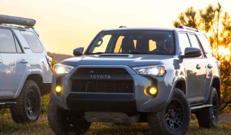 Morimoto H11/H9/H8: 2Stroke 4.0 LED Bulb Yellow / White (Each)