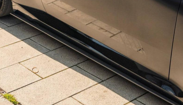 TRE G42 2-Series / M240i Carbon Fiber Side Skirt Set
