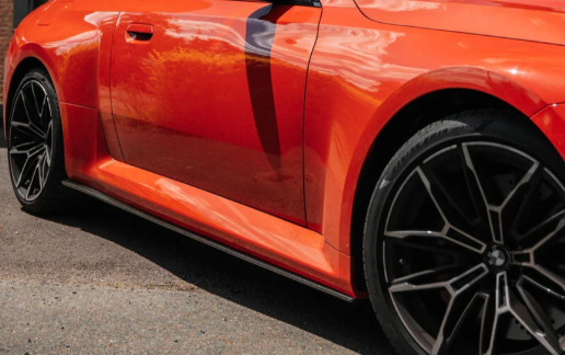 TRE G87 M2 Carbon Flat Side Skirt Set