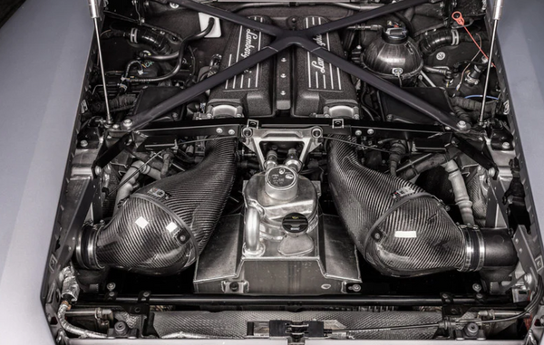 Eventuri Lamborghini Huracan EVO / STO Black Carbon Intake System