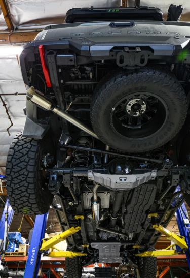 BOLD x REMARK 2024 + Toyota Tacoma w/ Long 6ft. Bed Catback Exhaust