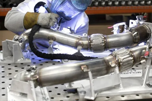 SOUL 2015+ McLaren 570S/GT/540C 3.5in Sport Downpipes (w/ 200 Cell Cats)