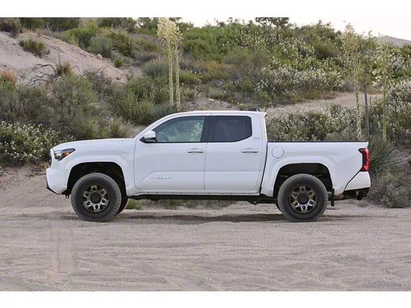 Fabtech 2024 + Toyota Tacoma 4WD (w/o AVS) 1.5in Leveling Kit