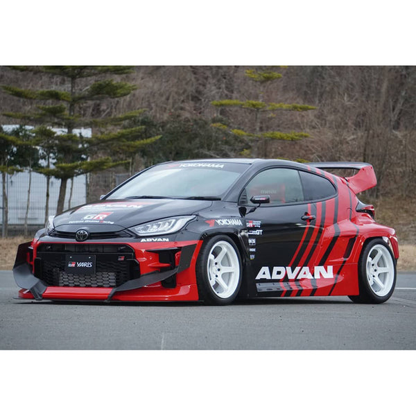 Advan GT Beyond 18X9 +38 5x114.3 Racing White Wheel