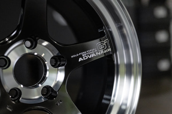 Advan GT Beyond-R 18X9.5 / +22 Off / 5x120 BC / 72.5mm Bore / Diamond Cut and Dark Platinum Black