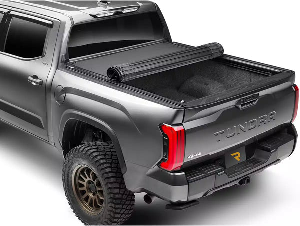 BAK 2008 - 2016 Ford F250/F350/F450 Super Duty 8.2ft. Bed Revolver X4ts Tonneau Cover