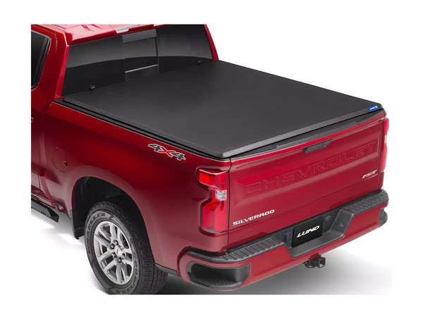 Lund 88-99 Chevy C1500 Fleetside (8ft. Bed) Hard Fold Tonneau Cover - Black