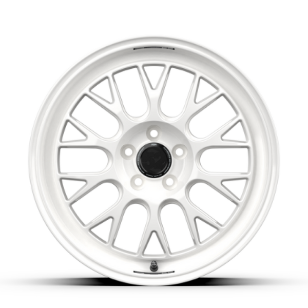 fifteen52 Holeshot RSR 18x9 5x100 42mm ET 73.1mm Center Bore Rally White (Gloss White) Wheel