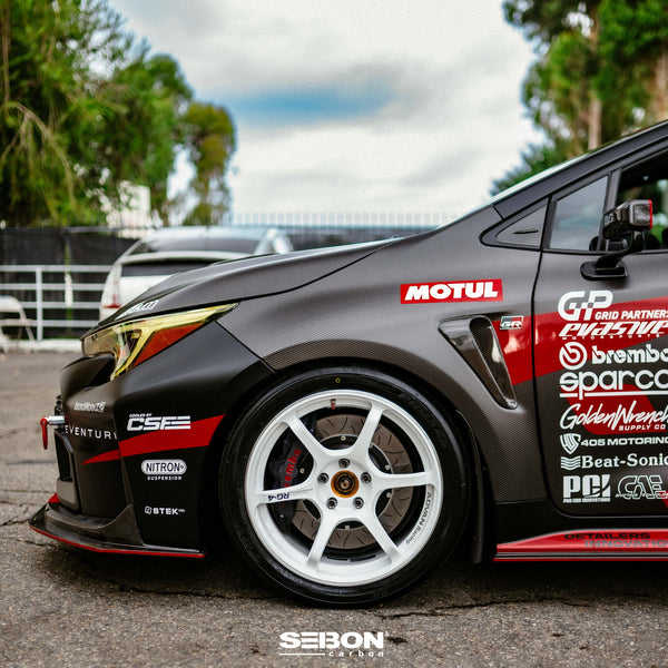 Seibon 2023 + Toyota GR Corolla OE-Style Dry Carbon Fenders