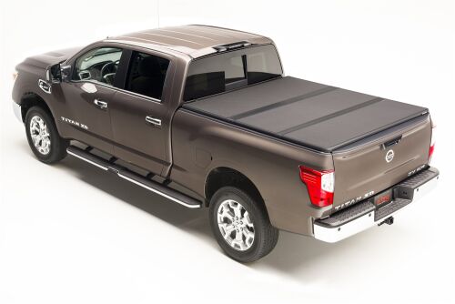 Extang 2022 + Nissan Frontier 5ft. Solid Fold 2.0 Tonneau Cover