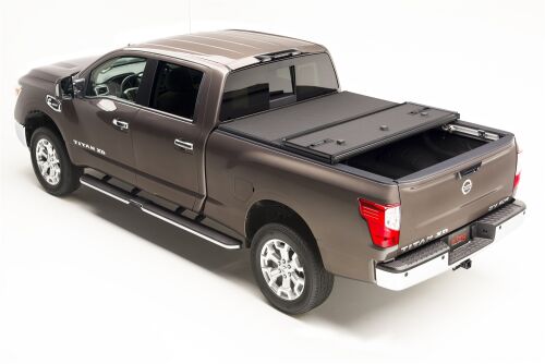 Extang 2022 + Nissan Frontier 5ft. Solid Fold 2.0 Tonneau Cover