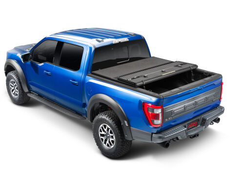 Extang 2017  - 2023 Ford Super Duty Short Bed (6ft 10in) Solid Fold ALX Tonneau Cover