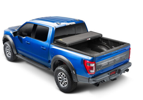 Extang 2017  - 2023 Ford Super Duty Short Bed (6ft 10in) Solid Fold ALX Tonneau Cover