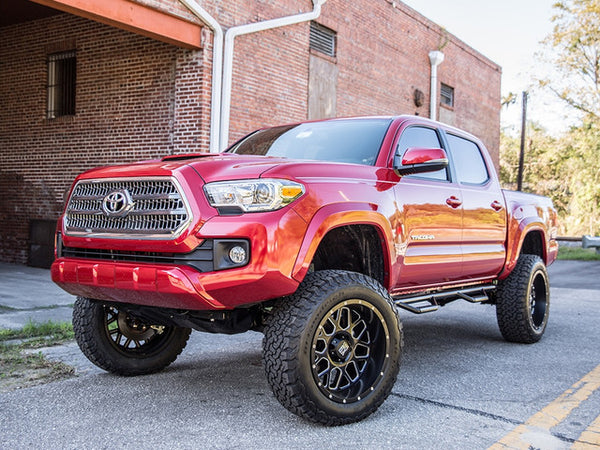 MaxTrac 2005 - 2023 Toyota Tacoma 2WD 6 Lug 6.5in/4in MaxPro Spindle Lift Kit w/MaxTrac Shocks