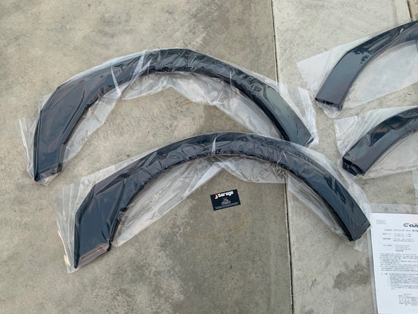 Cusco 2019 + Toyota Corolla Hatchback Over Fender Set- Smooth Surface Finish