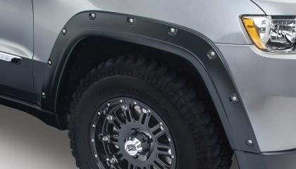 Bushwacker 11-18 Jeep Grand Cherokee Pocket Style Flares 4pc Does Not Fit SRT8 - Black - GUMOTORSPORT