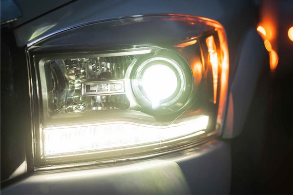 Morimoto Dodge Ram  ( 2006 - 2008 ): XB Hybrid LED Headlights
