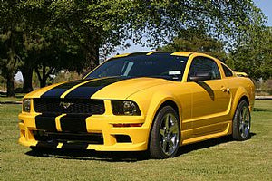 Street Scene Ford Mustang 2005 - 2009 V6 Body Kit GEN 1